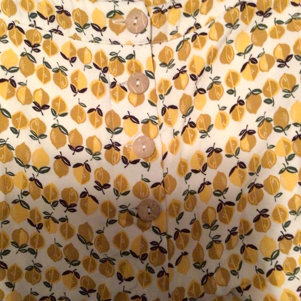 Alya Lemon Print Button Up Shorts - Picture 3 of 7
